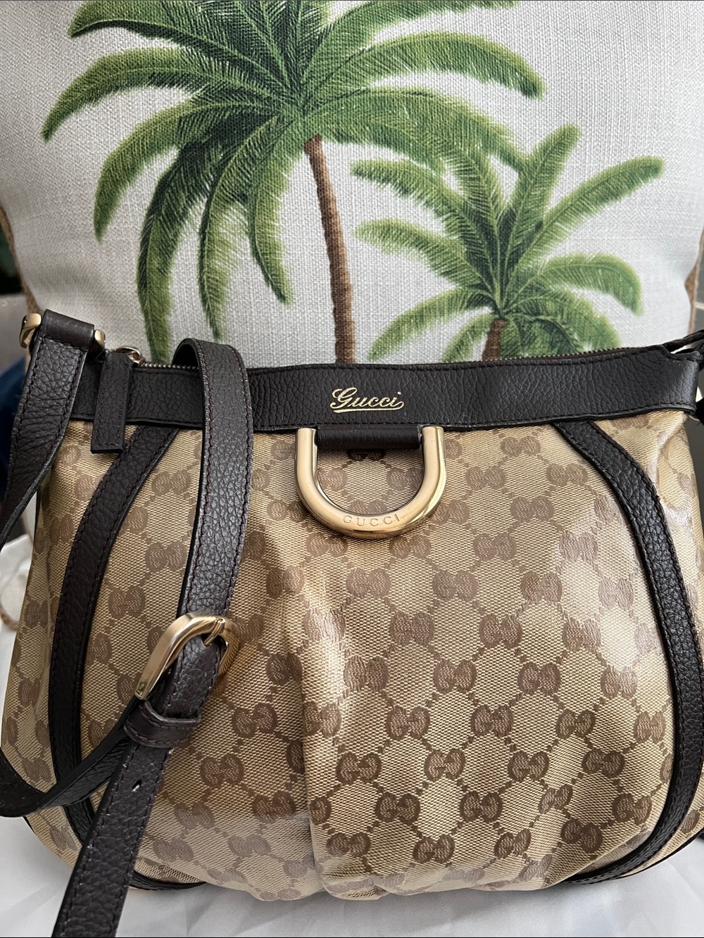 Vintage Authentic Gucci GG Canvas D-Ring
Shoulder Bag Brown Y2K /Dark Brown Trim